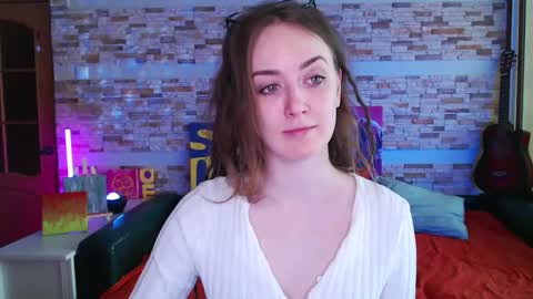 Dalia  online show from 03/17/26, 09:56