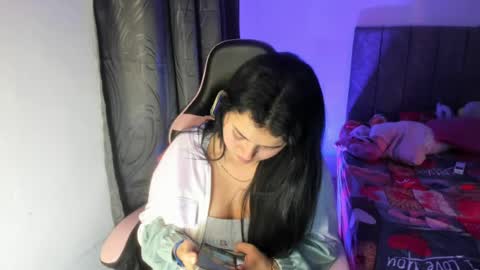 Dalia April online show from 07/30/26, 02:54