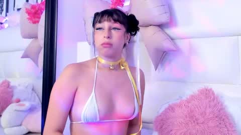 daliacastle online show from 05/25/26, 05:41