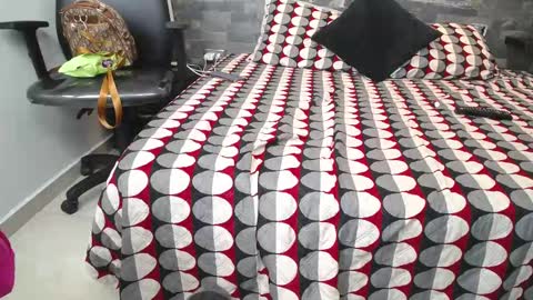 dalia dubey online show from 10/13/25, 10:04