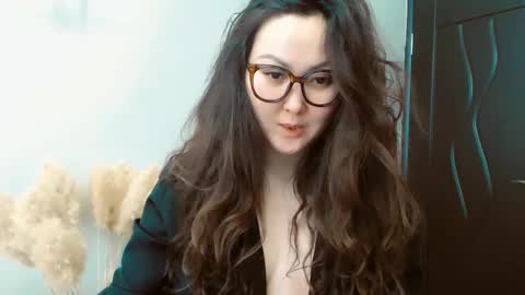 Dali online show from 12/28/24, 05:55