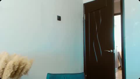 Snapshot of dalidayes chatting on 10/24/25, 07:27 Dali online show from 10/24/25, 07:27