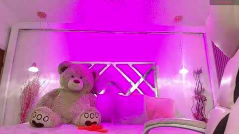 Snapshot of daliia_ chatting on 10/30/25, 01:56 Daliia online show from 10/30/25, 01:56