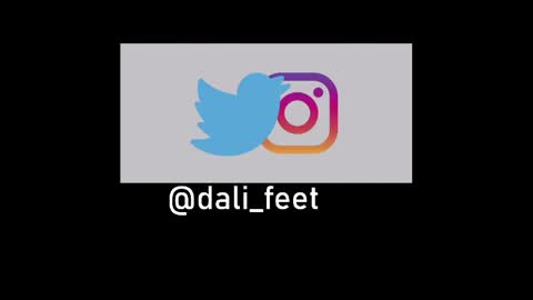 Snapshot of dalila_oficials chatting on 04/18/26, 11:14 online show from 04/18/26, 11:14