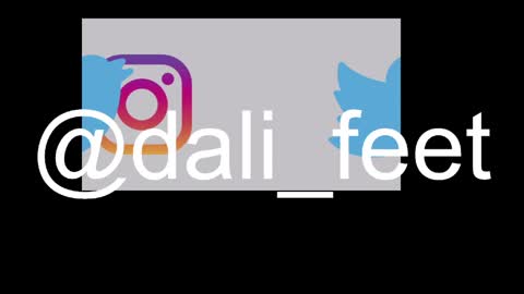 Snapshot of dalila_oficials chatting on 05/19/26, 11:27 online show from 05/19/26, 11:27