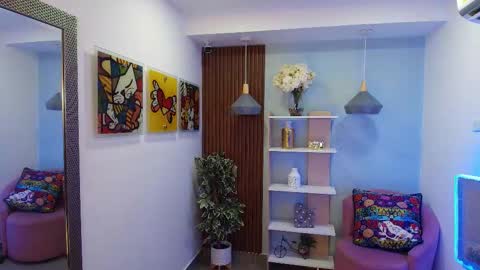 Snapshot of dalila_sky chatting on 11/08/25, 06:07 Dalila online show from 11/08/25, 06:07