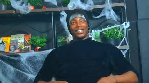 Snapshot of dalton_asher chatting on 10/20/25, 03:40 dalton_asher online show from 10/20/25, 03:40