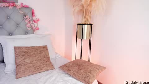 Dalyla online show from 11/21/25, 12:59