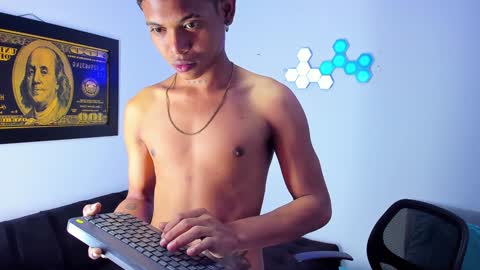 damar_felipe online show from 12/11/24, 01:15