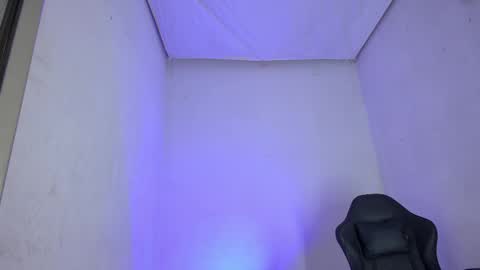 Snapshot of damar_felipe chatting on 12/02/25, 06:58 damar_felipe online show from 12/02/25, 06:58
