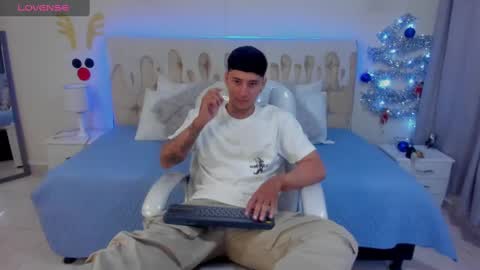 DAMIAN online show from 12/09/24, 01:13