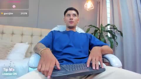 DAMIAN online show from 10/09/25, 02:26