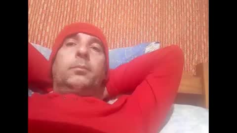 Snapshot of damian_2025 chatting on 10/31/25, 03:40 damian_2025 online show from 10/31/25, 03:40