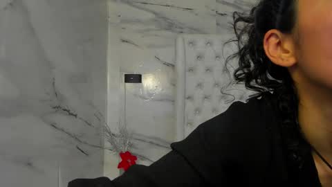 damian_and_tiana online show from 03/04/25, 09:29