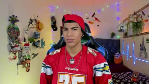 Damian online show from 11/20/25, 03:18