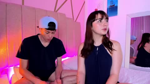 Snapshot of damian_n_maya chatting on 01/18/25, 12:47 Damian   Maya online show from 01/18/25, 12:47