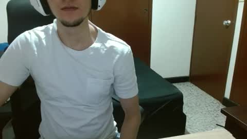 damian_player online show from 12/13/24, 08:20