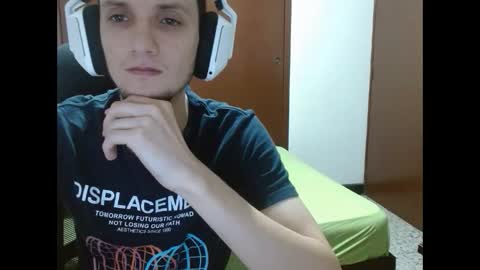 damian_player online show from 01/02/25, 07:40