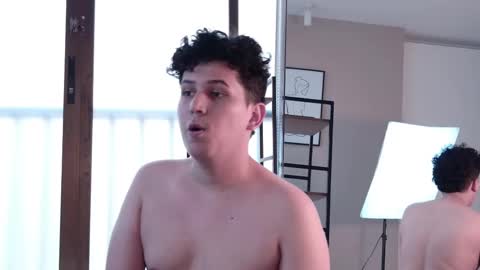 Snapshot of damian_salvatoree chatting on 09/27/25, 09:09 damian_salvatoree online show from 09/27/25, 09:09