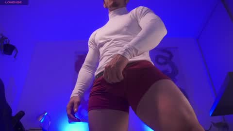 Snapshot of damianow chatting on 02/05/25, 11:28 insta damn8 -------- online show from 02/05/25, 11:28