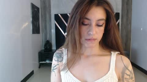Damia online show from 05/14/26, 08:04