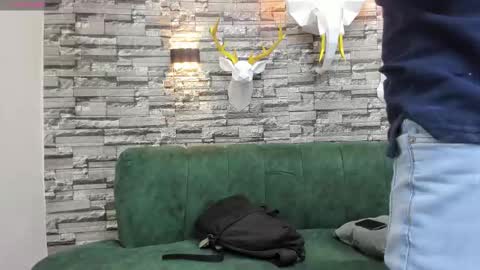 LIAM online show from 10/24/25, 06:15