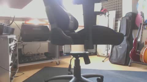 Ray online show from 03/04/25, 11:08