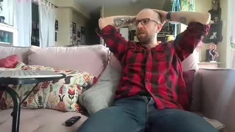 damien_mace online show from 12/24/24, 05:44