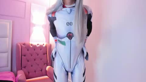 Snapshot of damiian20_ chatting on 10/25/25, 12:56 Damian online show from 10/25/25, 12:56