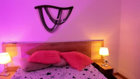 Snapshot of damiian20_ chatting on 11/05/25, 12:27 Damian online show from 11/05/25, 12:27