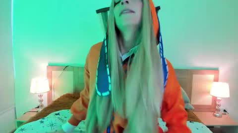 Snapshot of damiian20_ chatting on 11/15/25, 12:23 Damian online show from 11/15/25, 12:23