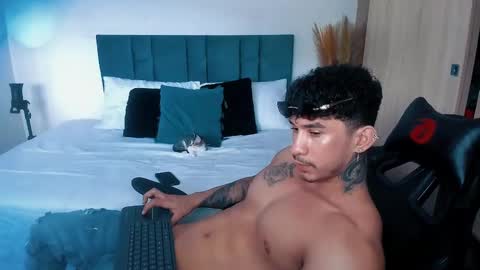 Snapshot of dammianmilleroficial chatting on 11/01/25, 07:16 INSTAGRAM DAMMIANMILLEROFICIAL online show from 11/01/25, 07:16