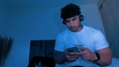 Snapshot of dammianmilleroficial chatting on 11/20/25, 11:21 INSTAGRAM DAMMIANMILLEROFICIAL online show from 11/20/25, 11:21