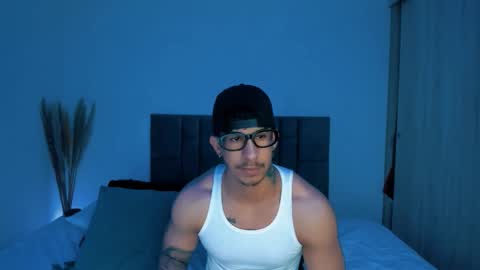 Snapshot of dammianmilleroficial chatting on 11/26/25, 10:22 INSTAGRAM DAMMIANMILLEROFICIAL online show from 11/26/25, 10:22