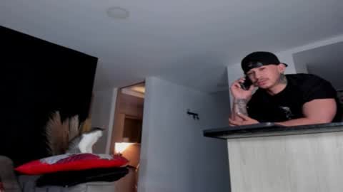 Snapshot of dammianmilleroficial chatting on 12/04/25, 11:13 INSTAGRAM DAMMIANMILLEROFICIAL online show from 12/04/25, 11:13