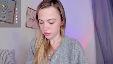 Snapshot of damn_cutie chatting on 11/23/25, 05:24 Tiana online show from 11/23/25, 05:24