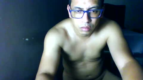 Snapshot of damnsexy0102 chatting on 09/09/25, 05:51 DamnSexy0102 online show from 09/09/25, 05:51