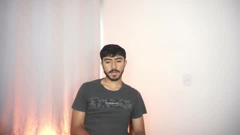 Snapshot of damon_frost chatting on 09/30/25, 08:58 damon_frost online show from 09/30/25, 08:58