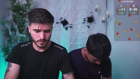 Snapshot of damon_frost chatting on 10/25/25, 10:59 damon_frost online show from 10/25/25, 10:59