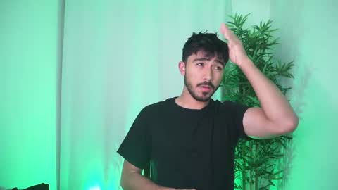 Snapshot of damon_frost chatting on 11/03/25, 08:54 damon_frost online show from 11/03/25, 08:54