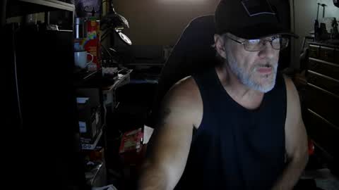 Snapshot of dan137111 chatting on 08/01/26, 05:01 dan137111 online show from 08/01/26, 05:01