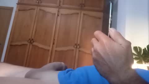 Snapshot of dan722750 chatting on 10/20/25, 04:51 dan722750 online show from 10/20/25, 04:51