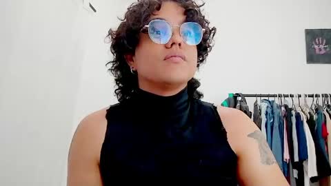 Snapshot of dan_blous chatting on 03/19/26, 12:36 Diane Blosson online show from 03/19/26, 12:36
