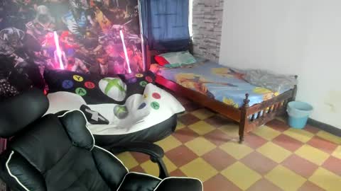 dan cristancho online show from 10/11/25, 03:43