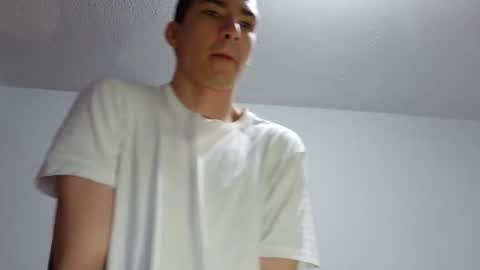 Snapshot of dan_hottest chatting on 04/25/26, 06:38 x x online show from 04/25/26, 06:38