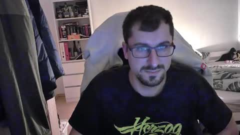 King Dan online show from 12/10/24, 07:43