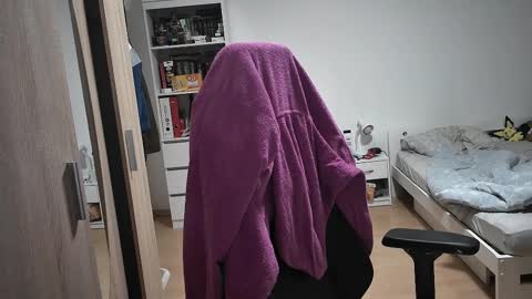 King Dan online show from 02/14/25, 07:44