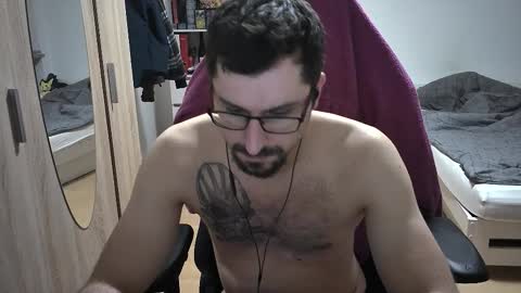 King Dan online show from 11/30/25, 08:46