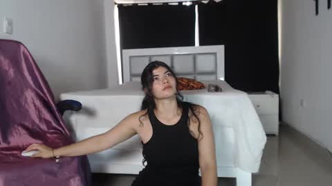 Snapshot of dana_777 chatting on 03/08/25, 08:14 Dayana online show from 03/08/25, 08:14