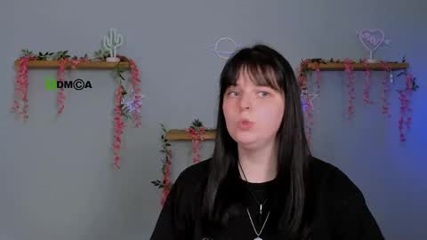 Snapshot of dana_cute1_ chatting on 05/12/26, 08:44 dana_cute1_ online show from 05/12/26, 08:44